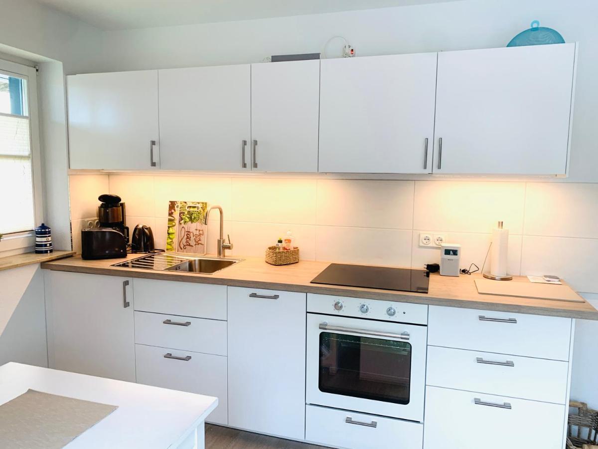 Ferienwohnung Schwalbe Wieck/Darss Exterior foto